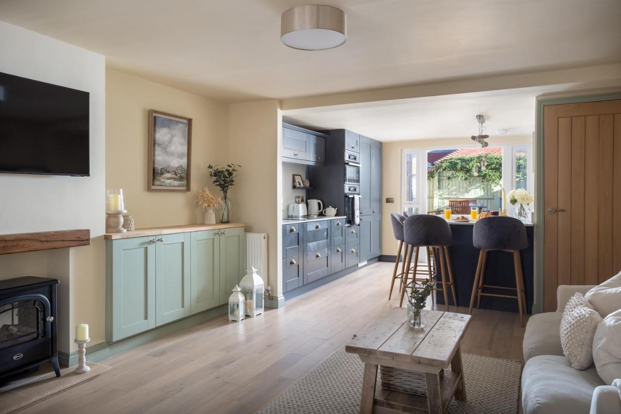 Вилла Alpha Terrace Moreton-in-Marsh Экстерьер фото