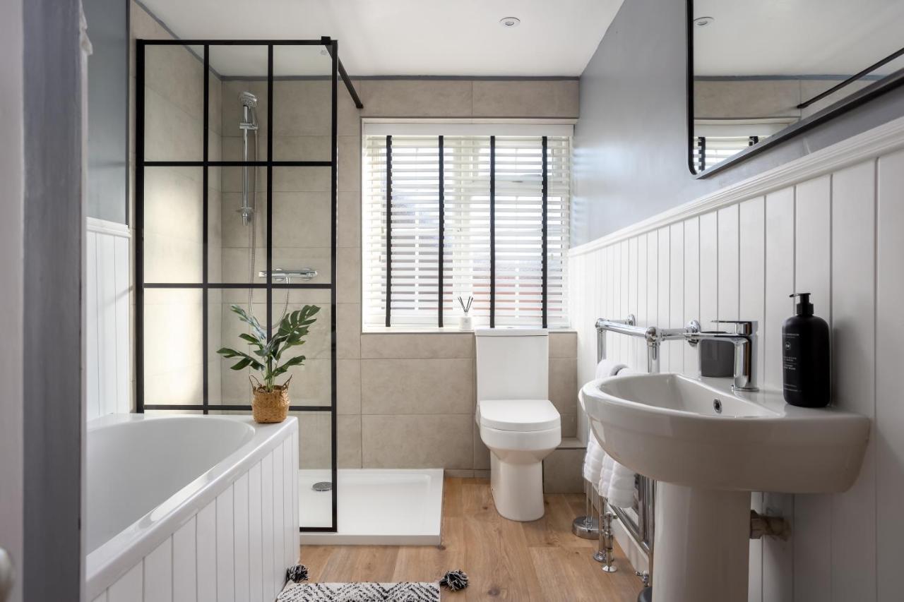 Вилла Alpha Terrace Moreton-in-Marsh Экстерьер фото